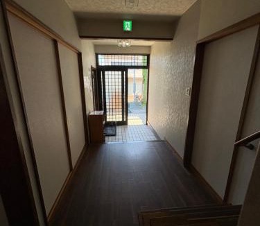 Imazu House | 高島市一棟貸切 グループファミリーok Biwa Lake琵琶湖 徒歩10分 大人数でご利用だとお得連泊がお得BBQ可能自転車貸出可麻雀卓無料利用可