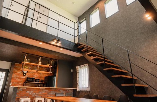 Shirako House | 1棟貸し別荘-最大10名-バレルサウナ-屋根付き屋外BBQ-ビリヤード-SUPサーフィン体験も 99base VILLA
