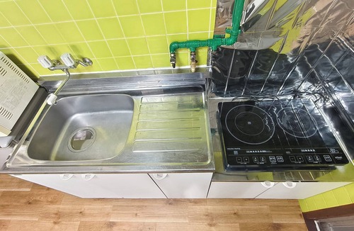 Naniwa Apartment | 1 minute from JR Imamiya station, 2/3 minutes to Namba/Shinsaibashi station by subway, 36 square meters 2DK, Guest house Chine Room 406