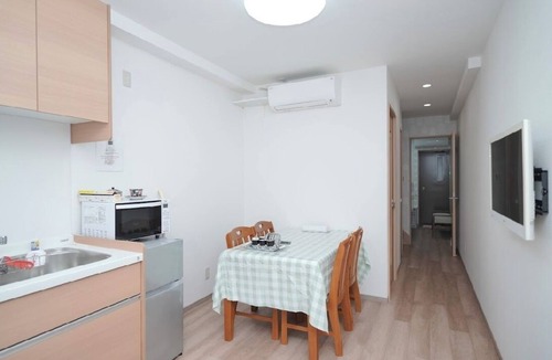 Nishinari House | 1 minute walk from Tenga-chaya station! 4 minutes to Namba Nihonbashi! 2 shower toilets! Direct access to Kansai Airport! Wi-Fi Yes!