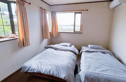 Minami Ward Apartment | 10-minute drive from Kumamoto Station, parking for 6 cars, large house that can accommodate up to 15 people