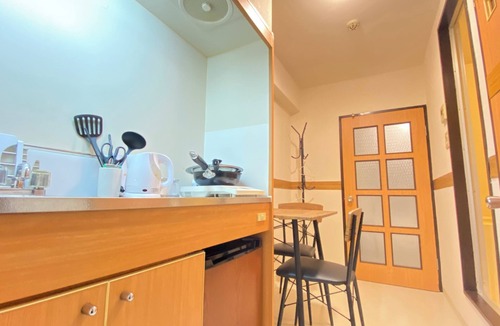 Naniwa Apartment | 2 Units Same Floor/30sec Tsutenkaku/1 stop Namba 5