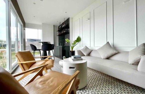 Miraflores Apartment | 2BR Central apt in Miraflores