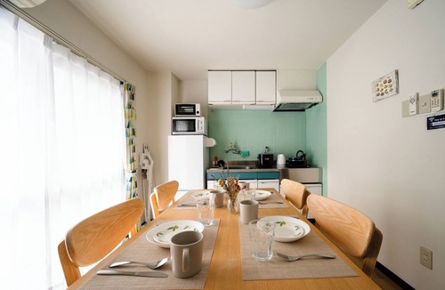 Higashishinsaibashi Apartment | 2nd Floor/Shinsaibashi River View/Near Dotonbori, Kuromon Market, and Nipponbashi Station