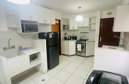 Chacarilla-Santa Cruz Apartment | 3-bedroom apartment in marvelous Miraflores with WiFi