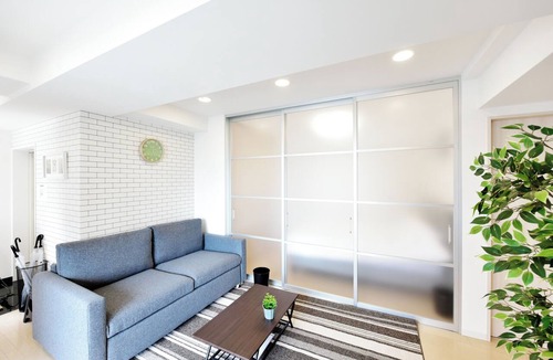 Namba Apartment | 3 min to Honmachi Stn! Wi-Fi, Great Access to Namba, Umeda & Shinsaibashi