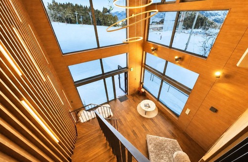 Iida Cottage | 4 Bedrooms (4 Semi-double, 1 Double, 2 Futon) 4 Bathrooms (2 with tub, 2 shower)
