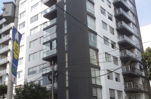 Miraflores Apartment | 4 blocks from LarcoMar