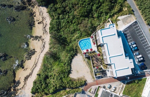 Higashionna Apartment | 402 House in Okinawa