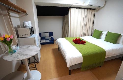 Honmachi Apartment | 406Room,With elevator, 700m 4 min walk from Nishi-Shinjuku 5-chome, direct access to Shinjuku, 28 sqm