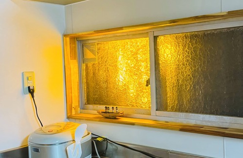 Nishinari House | 5 bedroom max 13 person.lovely house in center osaka. directly connected airport