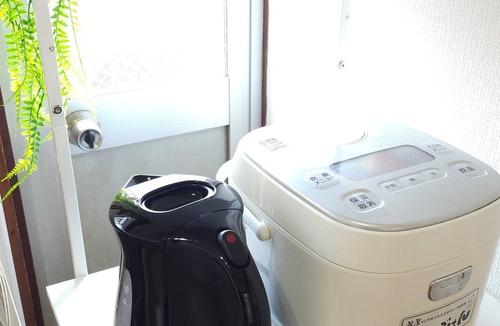 Konohana House | 5 Min to Station/USJ 15 Min/Namba 12 Min/Entire Home for 8/Parking
