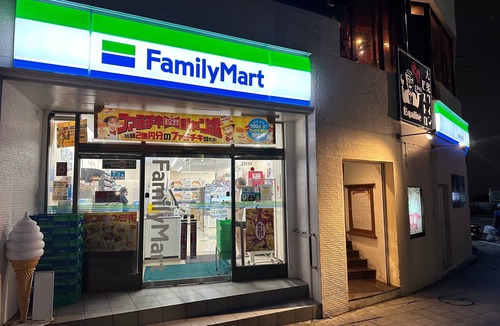 Makishi Apartment | 5-minute walk from Kokusai-dori Avenue! Within 5 minutes walk from Yui Rail station! It is a weekly/monthly hotel located in the central area of Naha City.