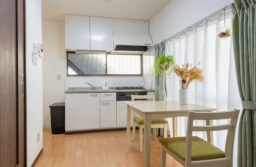 Nakano Apartment | 6 Minutes to Shinjuku Station by Train, Max 4 People