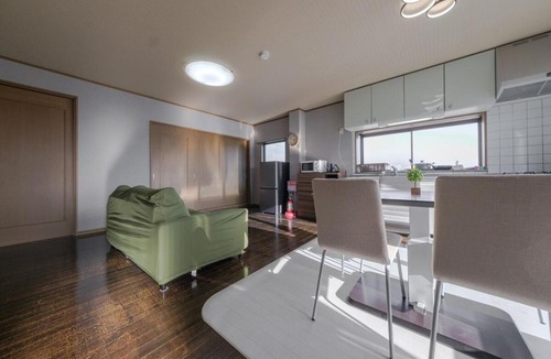 Kasukabe Apartment | 65m2 Free parking Modern Japanese style Toys for kids Great sunlight Kids can relax