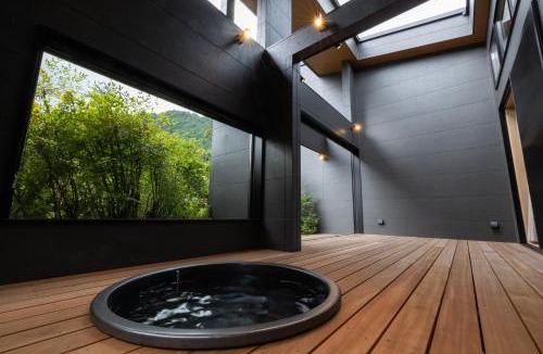 Fujikawaguchiko Hotel | 7c villa and winery