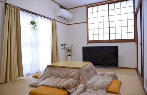 Minamikoiwa Apartment | 9 minutes on foot Calming and healing space Ja - Green House 101 / Edogawa-ku Tokyo