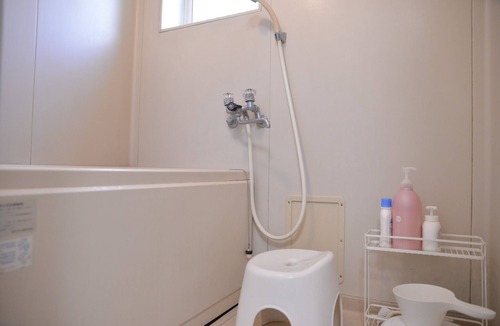 Minamikoiwa Apartment | 9 minutes on foot Calming and healing space Ja - Green House 101 / Edogawa-ku Tokyo
