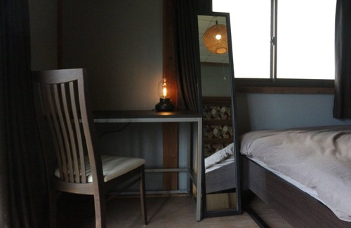 Ichinomiya House | A nostalgic space where an old house is revived an / Choseigun Chiba