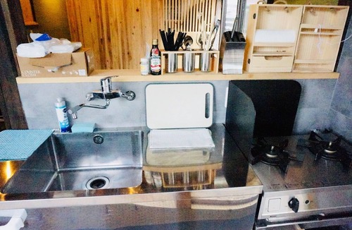 Oshima House | A room for rent in the nostalgic Habuminato/Oshimamachi Tokyo