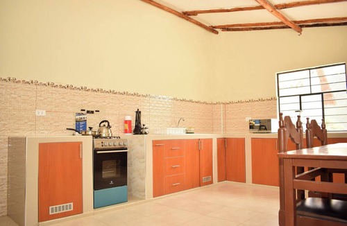 Yungar House | A very comfortable family bungalow for six people.