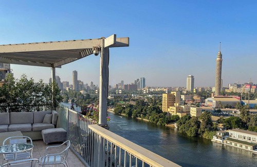 Al Duqqi Apartment | AB N401 Spacious 2BR Duplex with Partial Nile View