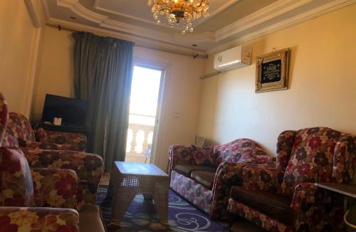 Ad-Dukhaylah Apartment | AC, Wi-Fi Panorama View Shahrazad Beach Apartment