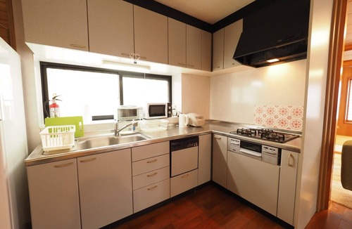 Okinawa House | Accommodates up to 11 people Detached house in p/Nanjo Okinawa