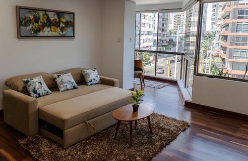 Miraflores Apartment | Acogedor 2BR Center Miraflores - Balta
