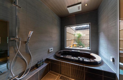 Kanazawa House | Ainotsuji Machiya House