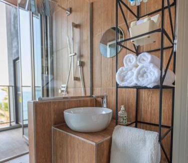 Nishi Ward Resort | Alba HOTEL & Glamping