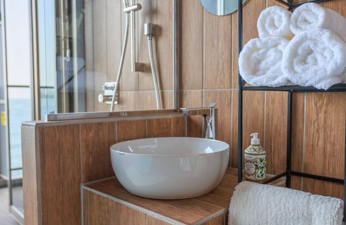 Nishi Ward Resort | ALBAHOTELANDGLAMPING