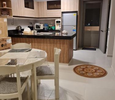 Ad-Dab'ah Ski Chalet | Amazing lagoon view chalet 3 bedrooms