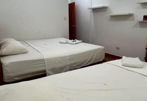Caleta Cruz House | Amira Loft