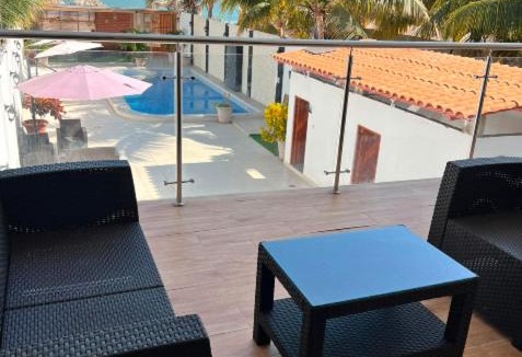 Caleta Cruz House | Amira Loft