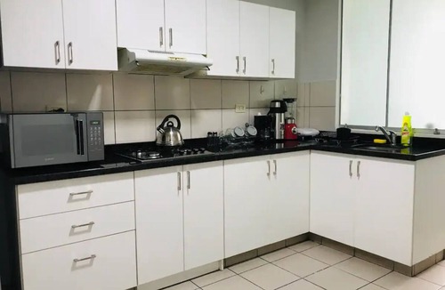 San Miguel Apartment | Amplio Dpto Cerca al Aeropuerto