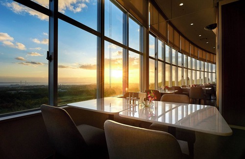 Kadena-cho Hotel | ANA Crowne Plaza Resort Okinawa Uruma Hills by IHG