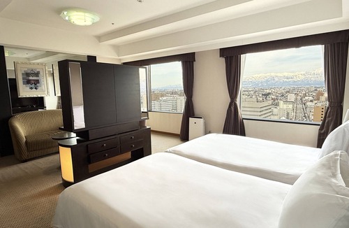 Toyama Hotel | ANA Crowne Plaza Toyama by IHG
