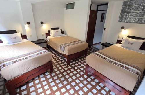 Aguas Calientes Hostel | ANTURIOS HOUSE