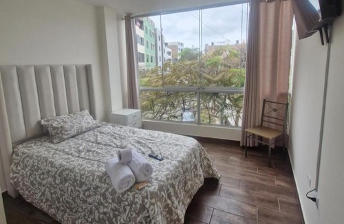Santiago de Surco Apartment | Apartamento de 2 habitaciones con balcón y Wifi