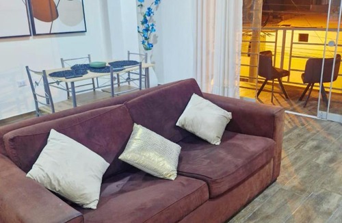Santiago de Surco Apartment | Apartamento de 2 habitaciones con balcón y Wifi