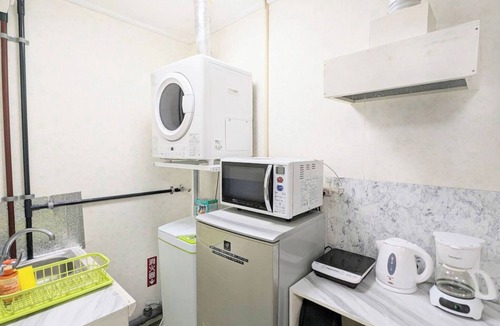 Kadena-cho Apartment | Apartment along Park Avenue Westernstyle twin room Fresh American accommodates up to 3 adults/Okinawa Okinawa
