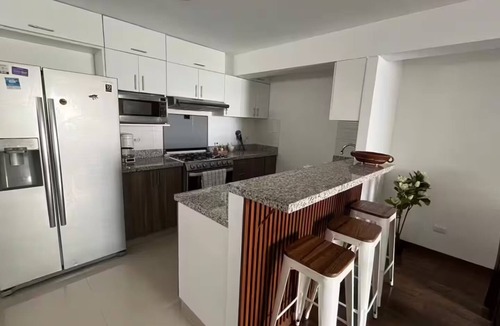 Magdalena del Mar Apartment | Apartment with a view of the Magdalena del Mar, Lima