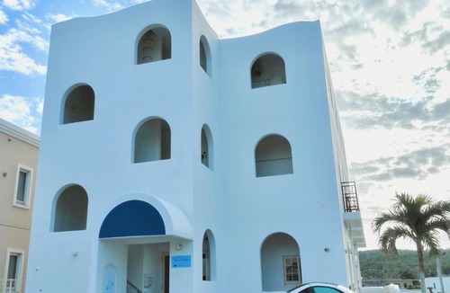 Maeda Apartment | Aqua shallows