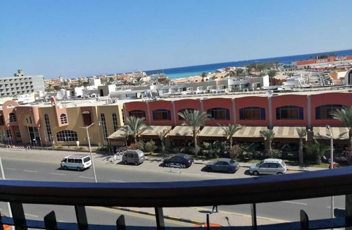Corniche Road-Dahar Apartment | Arabia sea view apartment super luxury furnished with 2 bedroom&1bathroom
