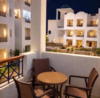 Al-Hammam Resort | Arian North Coast Chalet Santorini Resort El Alamein