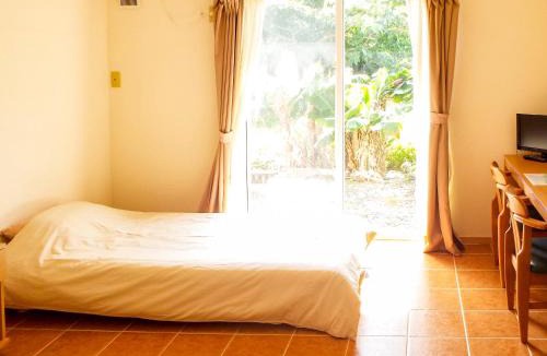 Kabira Hotel | AsobiBASE Yamabare-House