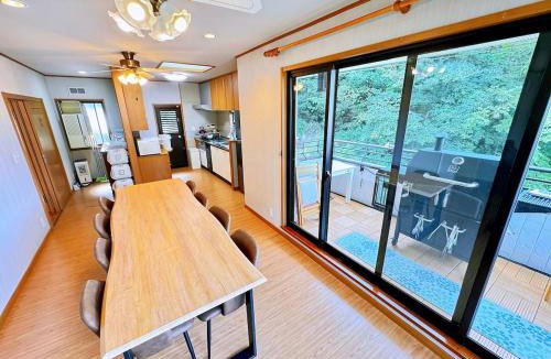 Shimotaga Villa | Atami Ocean View House with BBQ and Free Parking