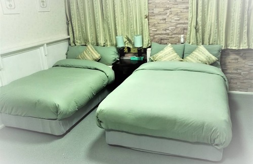 Kadena-cho House | Avenue Koza Hotel