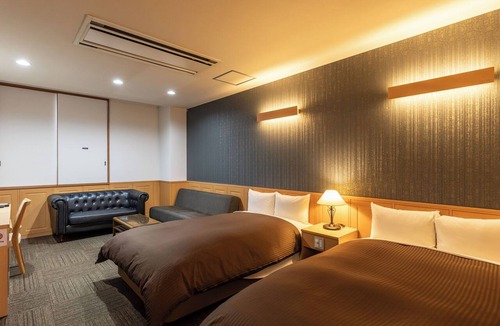 Miyoshi Hotel | Awaikeda Ekimae Hotel Eleven